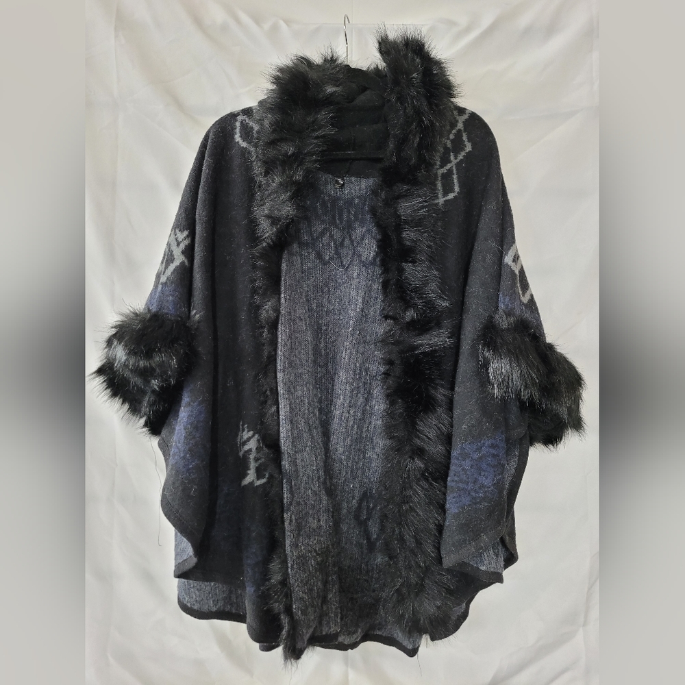 Wool and faux fur poncho